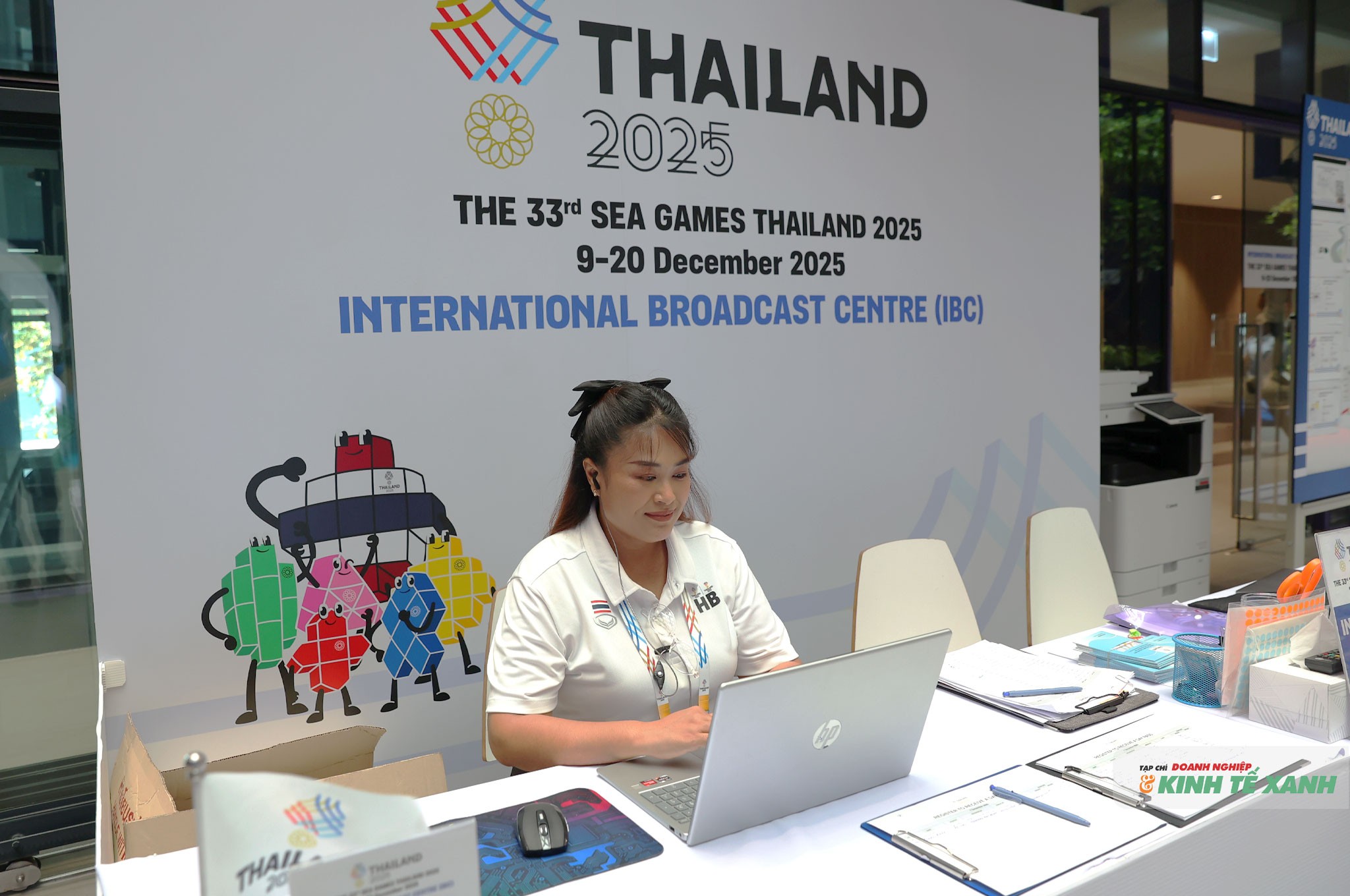 Nhân viên MPC luôn tận tình, thân thiện và hỗ trợ các phóng viên quốc tế trong quá trình tác nghiệp.