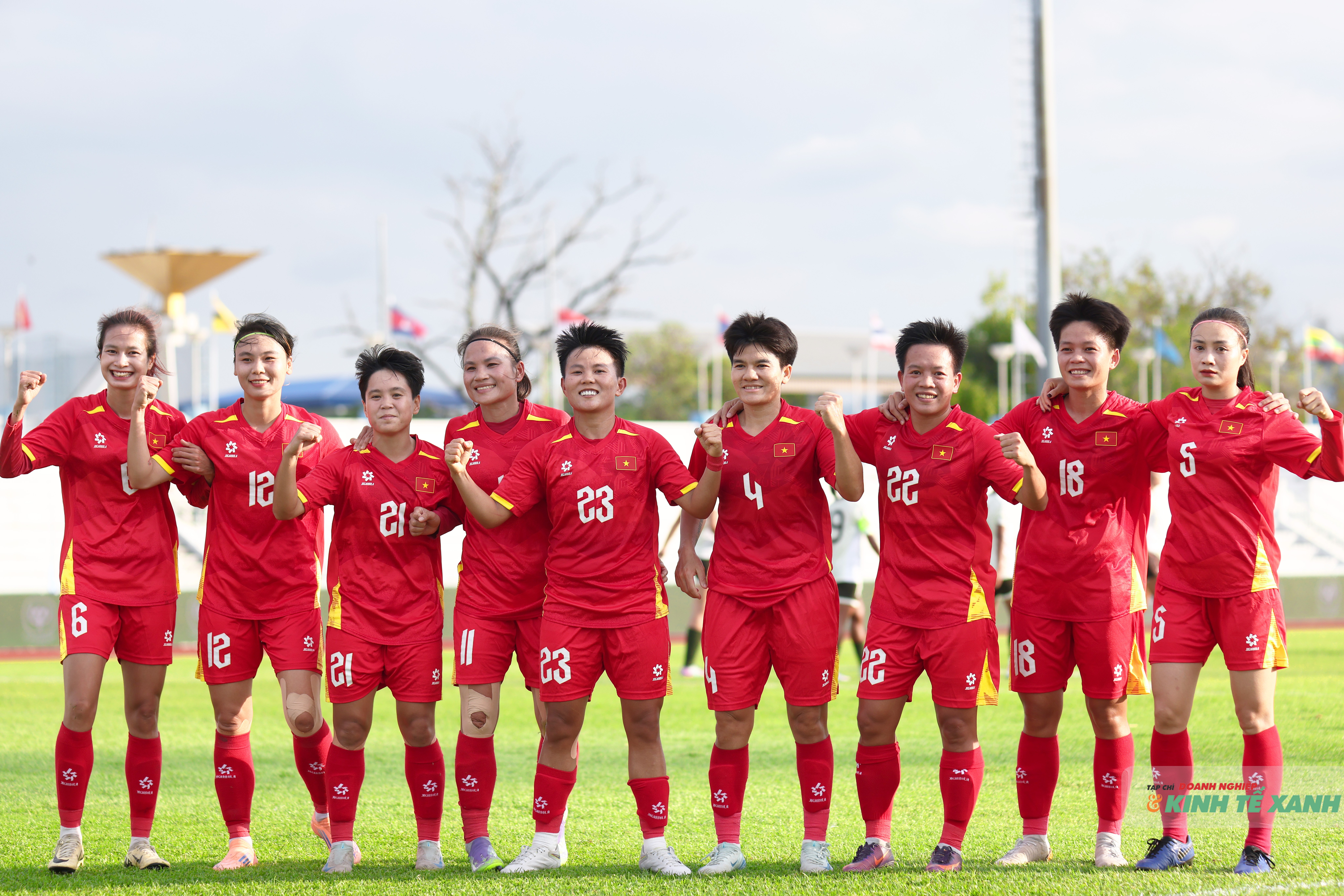 Đội tuyển nữ Việt Nam giành quyền vào chung kết SEA Games 33 sau chiến thắng thuyết phục trước Indonesia ở trận bán kết.