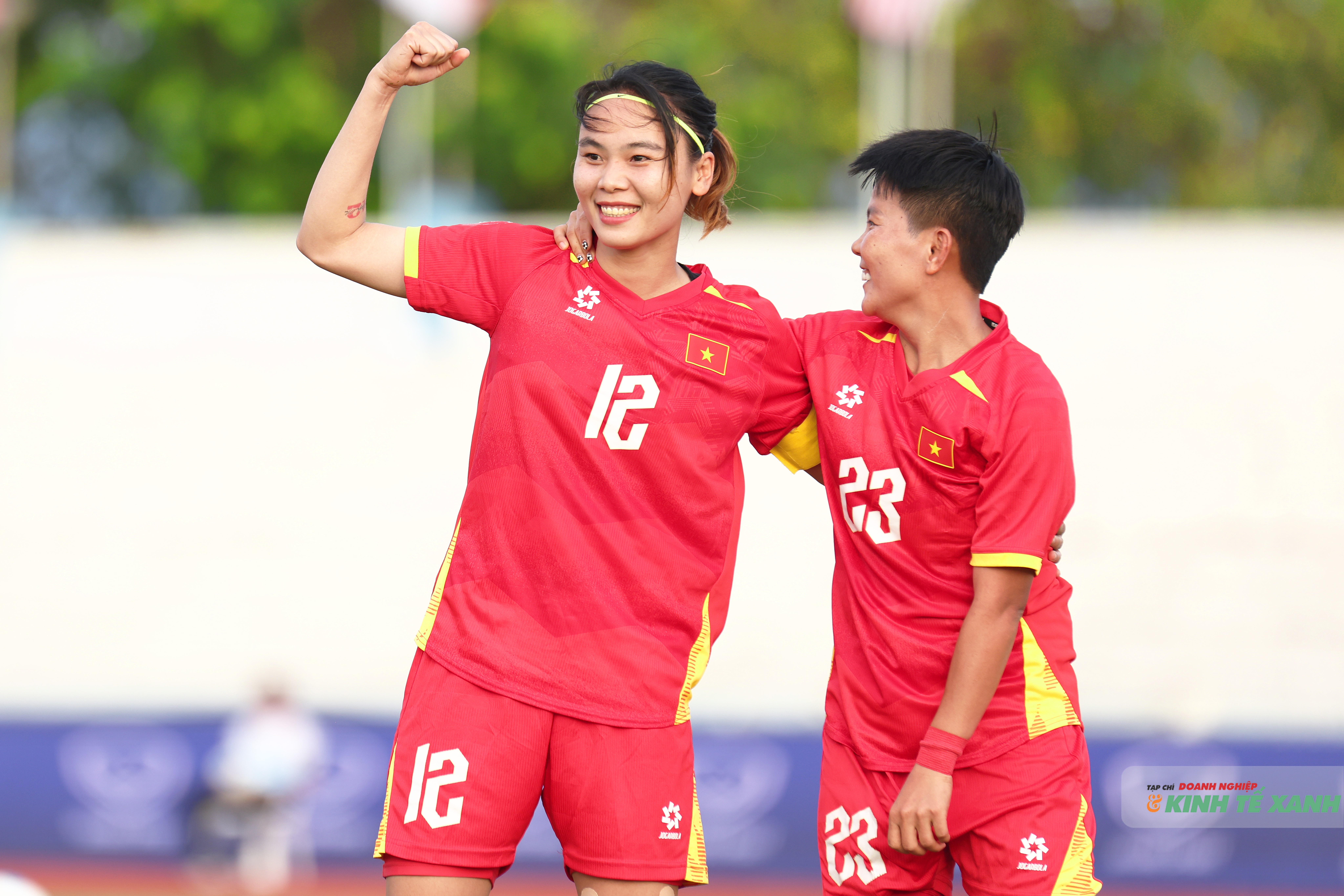 Hải Yến và Bích Thùy có ngày thi đấu ấn tượng.