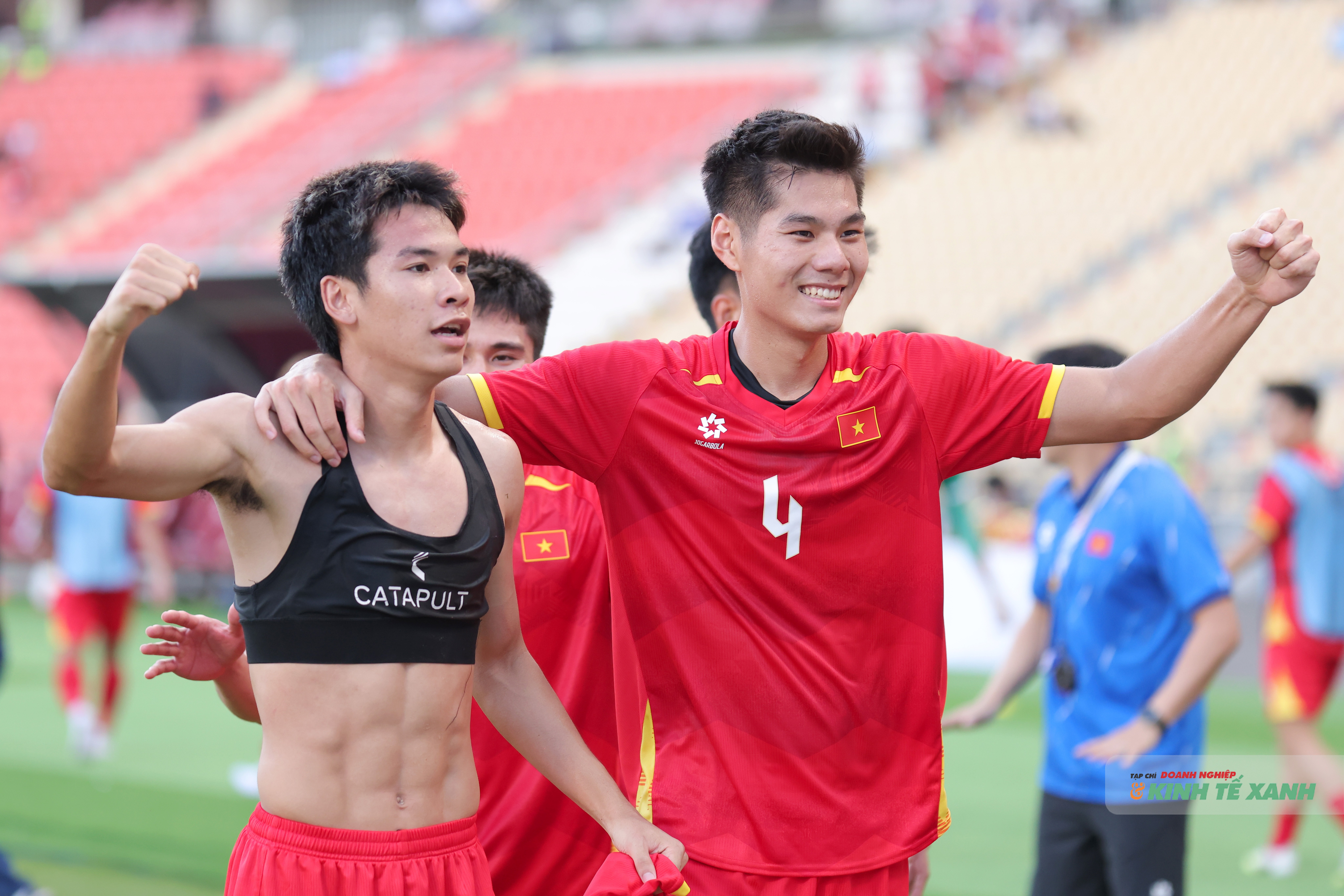 U22 Việt Nam giành chiến thắng cảm xúc ở trận bán kết.