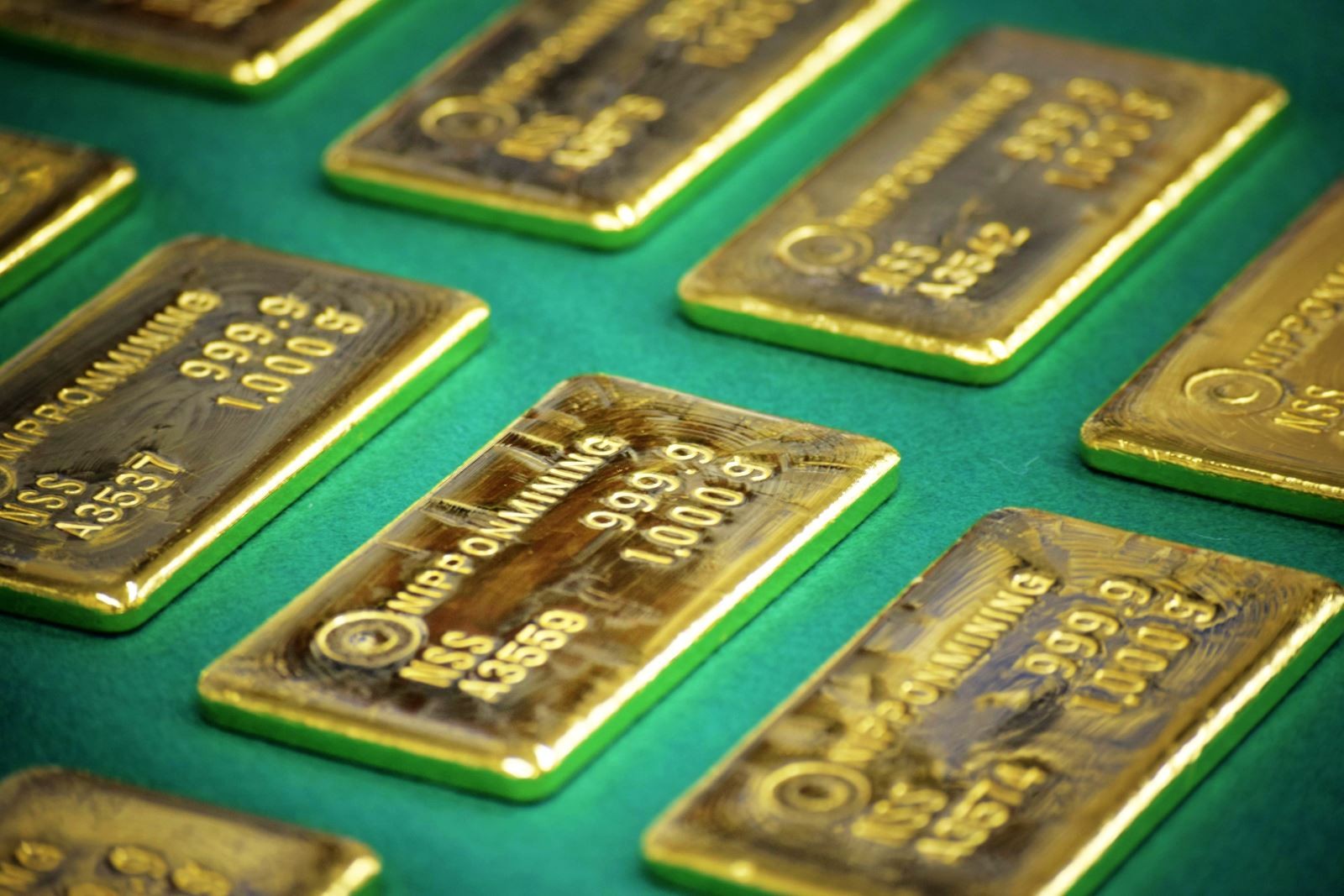 Giá vàng hôm nay 5/1/2026: So với tuần trước, vàng miếng, vàng nhẫn "bốc hơi" 6-7 triệu đồng/lượng